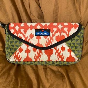 Kavu Clutch